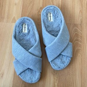 Dearfoams Women’s Slippers